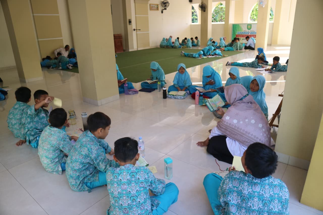 Pendidikan Cerdas Berbasis Syariat Islam